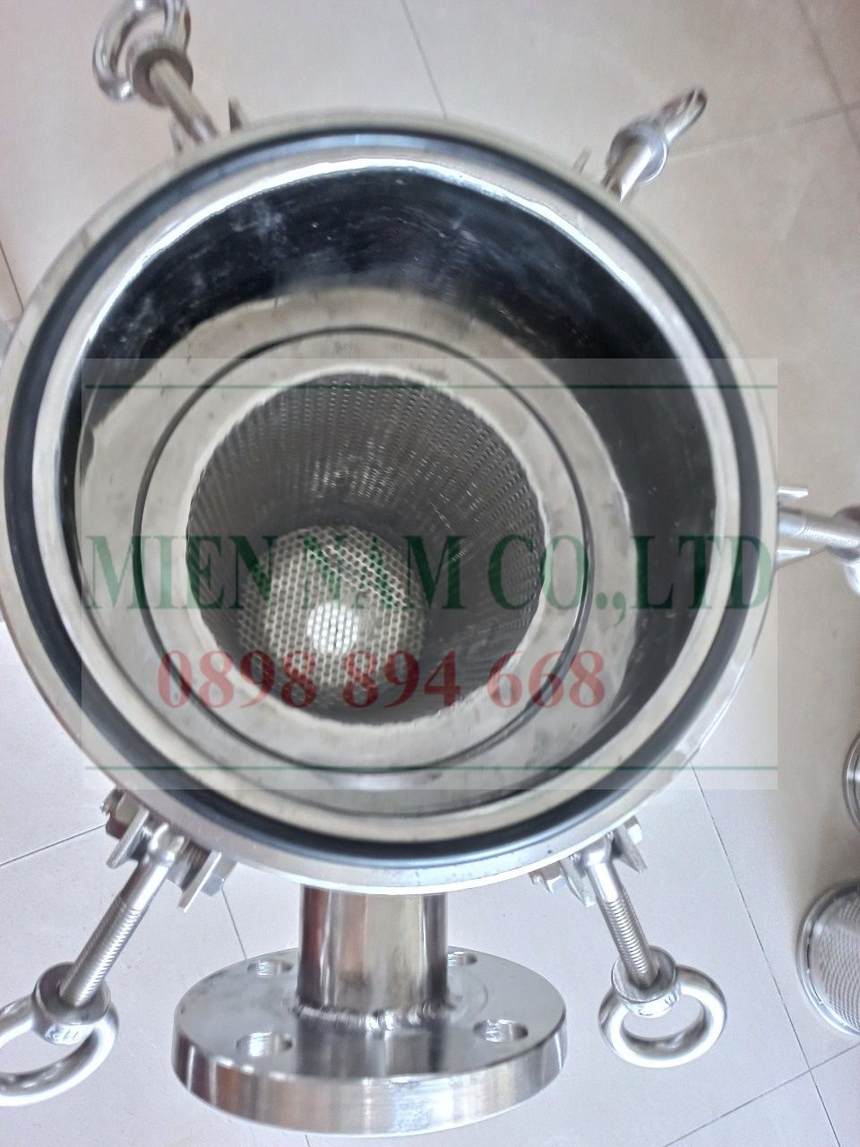 Bình inox lọc túi size 4 với kích thước túi 100mm*420mm